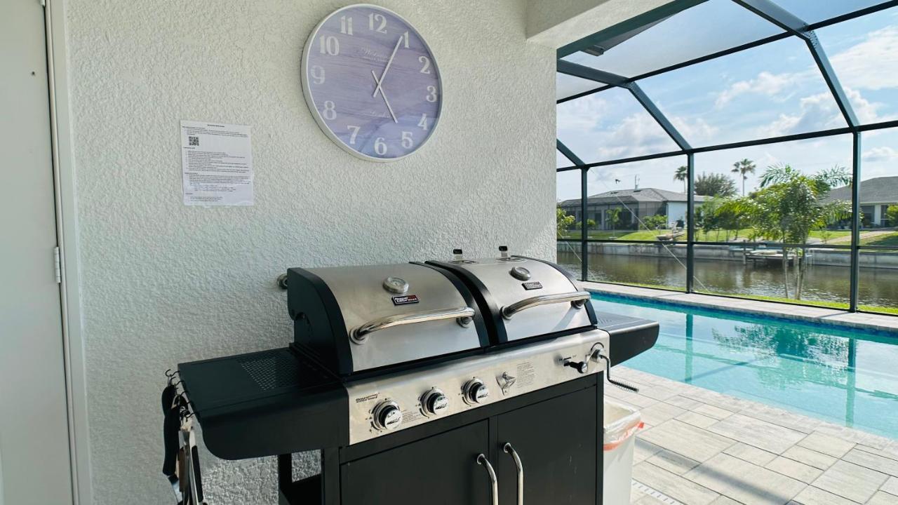 The Salt Life Get Away - Cape Coral, Florida Villa Exterior photo